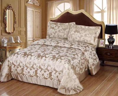 China 230*250cm Jacquard Embroidered Duvet Customized Design Bedding Sets 4pcs Velvet Sets for sale