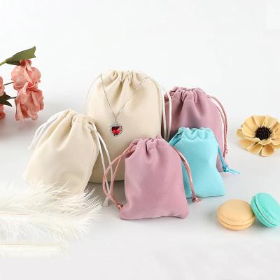 China Protect Jewelry High Quality 8 Color Drawstring Jewellry Velvet Pouch For Wedding Christmas Gift Sieraden Zakje Pockets for sale