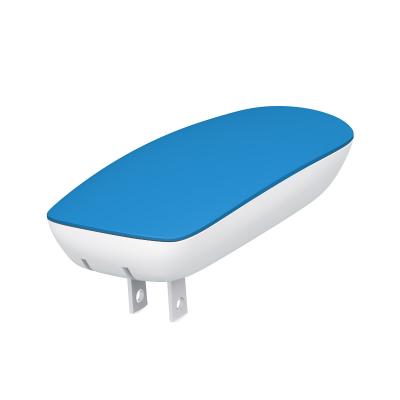 China All Palladium Small Wall Fast Charger Mouse Shape Easy To Carry - Blue Color for sale