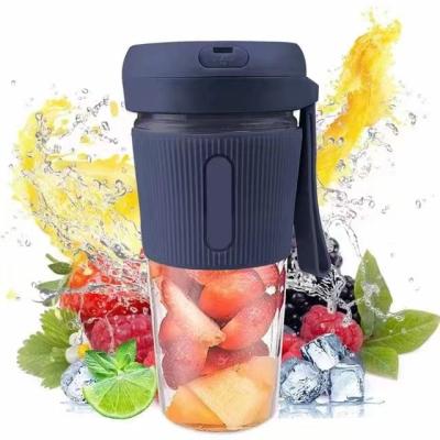 China Quick Whisking personal portable blender usb charge cordless wireless blender for sale