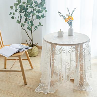 China New Design Europe White Bowknot Lace Hollow Tablecloth For Christmas Party for sale