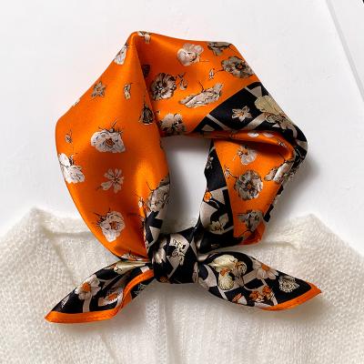 China 100% Design Square Print Scarf Women's Small Square Silk Bandana Floral Print Foulard Hair Brand Neck Scarves for sale