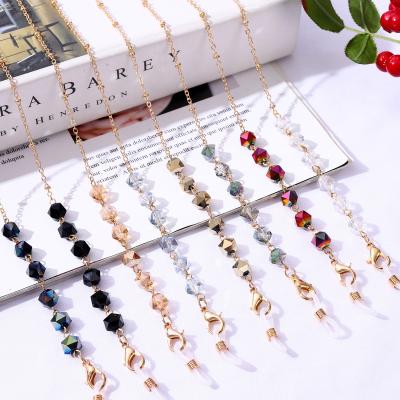 China 2021 Latest Fashionable Style Facemask Holder Chain Necklace Strap Crystal Economy Price Women Eye Glasses Tie Neck Strap Beaded Holder for sale