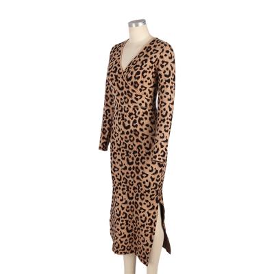 China Luxury Breathable V-Neckline Leopard Midi Cocktail Dresses Autumn Gowns Prom for sale