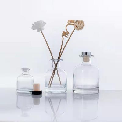 China Aromatherapy Essential Oil Glass Cosmetic Bottle With Diffuser Aromatherapy Bottle for sale