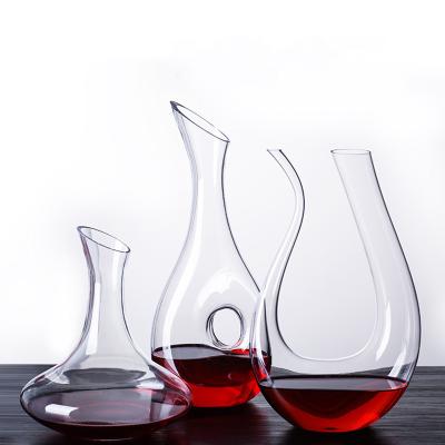 China Various Sustainable Styles Whiskey Decanter Set Deluxe Decanter for sale