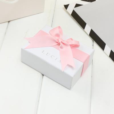 China Recycled Materials Eco Friendly Paper Packing Boxes Customized Design Luxury Gift Box for sale