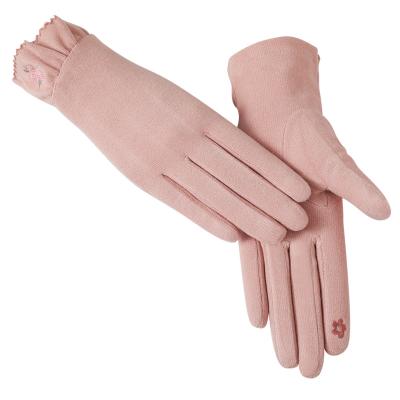 China DE velvet Wholesale fashion women's gloves, lightweight warm touch screen self-heating gloves for sale