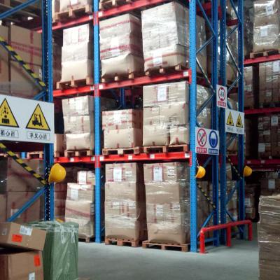 China New Design Warehouse System Cantilever Shelves Heavy Duty Racking Pallet Racks Industrial Warehouse Storage for sale