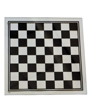 China Play chess in black and clear glass for sale