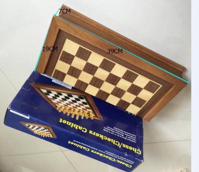 China Game folding chessboard with wooden chess pieces for sale