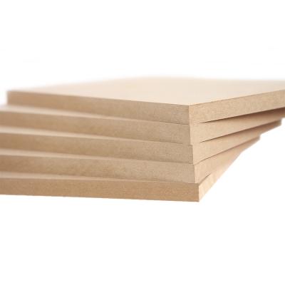 China Moisture Proof Dubai e1 e2 Grade 7mm 7mm 16mm 18mm 25mm 1220 2800 Large Size MDF Board Single Sheet Wood Panel Raw Materials for sale