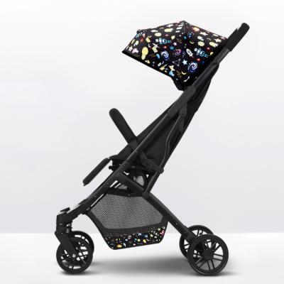 China Cheap And Durable Luxury Style Easy Folding 5.6KGS Aluminum Alloy Portable Foldable Baby Material Stroller for sale