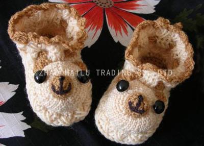 China Bear Shape Crochet Baby Shoes Brown Binding Winter Knitted Baby Booties for sale