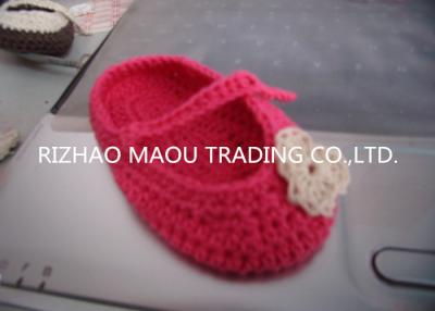 China 6cm Red Crochet Baby Shoes Flower Decoration Handmade Knitted Baby Slippers for sale