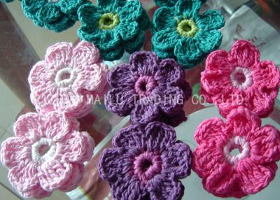 Cina Variopinto lavori all'uncinetto gli accessori, 6 petali tricottati lavorano all'uncinetto gli applique del fiore in vendita