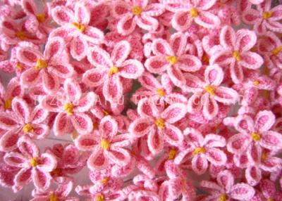 China 3.5cm Lilac Shape Pink Crochet Clothing Appliques Embellishments With 5 Petals for sale