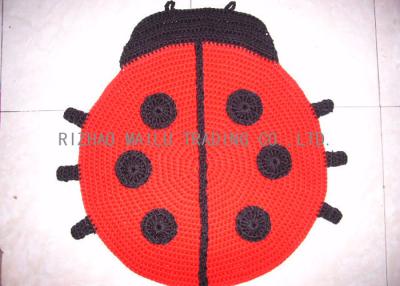 China Ladybugs Shape Crochet Doily Rug Wrinkle - Resistant Red Hand Knit Rug for sale