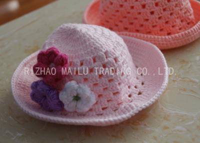 Chine Chapeau d'enfant en bas âge de crochet de style de relief par chapeau supérieur circulaire plat d'hiver de crochet à vendre