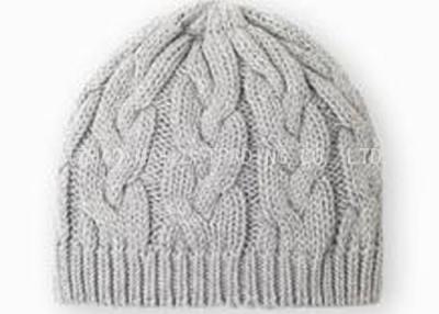 Chine Modèle de bordage de crochet de chapeau gris d'hiver, chapeau chaud tricoté de crochet pour des filles à vendre