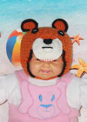 China O urso animal bonito feito à mão faz crochê Earflap morno faz crochê chapéus do bebê com correia à venda