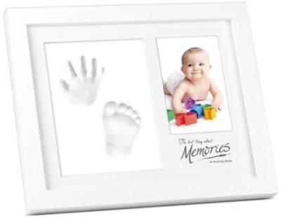 China Decoration girls and boy wood frame baby footprint frame home kit for home decor and nice gift for baby for sale