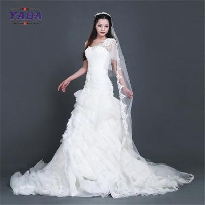 Chine Dernière couture en dentelle et brodée en perles plus taille robe de tulle royale robes de mariée pakistanaises à vendre