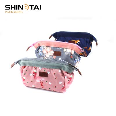 Chine Sac de maquillage pour les voyages de mode Sac cosmétique imprimé à vendre