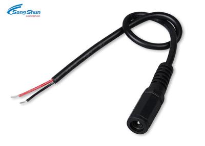 Cina Cavo di estensione nero di corrente continua 24AWG UL2464 con Jack spina maschio di 2.1mm x di 5,5 in vendita