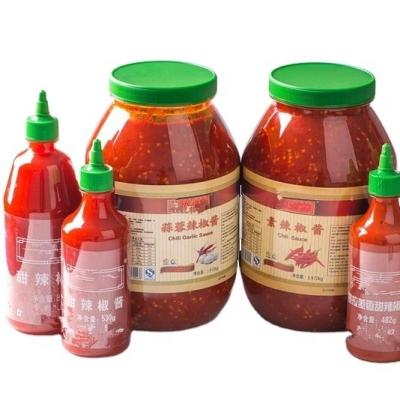 China Konservierter Chilischmaß Süßes Sriracha Hot Chili Sauce und angemessene Inhalte zu verkaufen