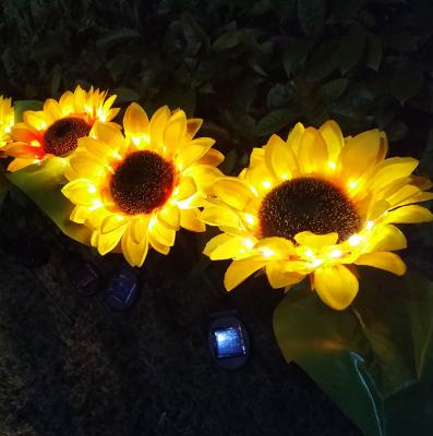 China Garden Sunflower Shaped Solar Led Lights For Garden Decoration Holiday Lighting for sale