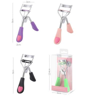 China Professional Eyelash Makeup Eyelash Curler With Comb Makeup Tool For Eyelash Silicone Refill Pads Pinch Pain Cat Paw FREE for sale