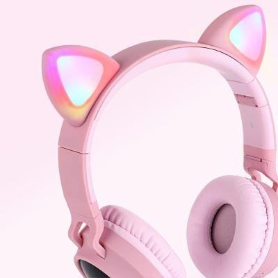 China Wireless Earphone Kids Headphones, Cat Ear LED Lighted Up Wireless Foldable Headphones with Microphone, Stereo, FM Radio/TF Card for sale