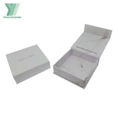 China Professional Materials Manufacturer Customized Recycled Magnetic Closure Packaging Jewelry Paper Gift Box With Handle For Earring Packaging for sale