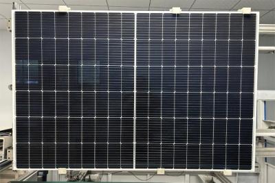 China 410W painéis solares mono rígidos 1722x1134x35mm com moldura de alumínio de vidro temperado à venda