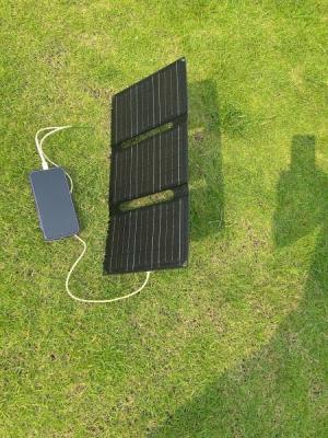 China Customizable 3-Foldable Portable Solar Charger Made Of 600D Polyester for sale