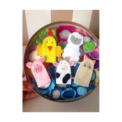 China Cloth Role Play Tell Story Soft Plush Cloth Doll Educational Toys Kids Baby Cartoon Animal Family Finger Puppets for sale