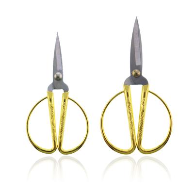 China Gold Dragon Phoenix Scissors Alloy Handmade Embroidery Stainless Steel Household Scissors Wedding Civil Tailor Gold Scissors for sale