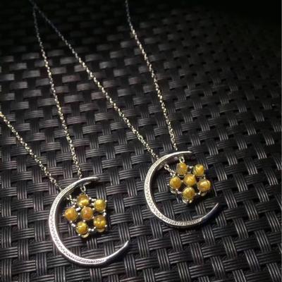 China Cute Hot Selling Healing Crystal Bead Gem Necklace Gold Rutilated Quartz Stars And Moon Necklace for sale