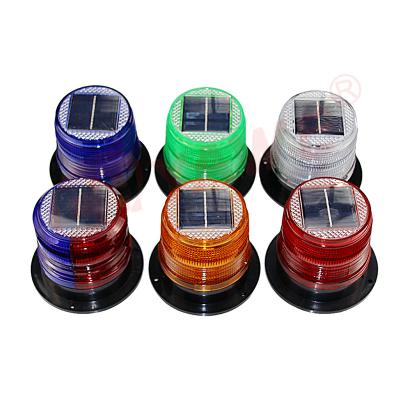 China Magnetic Flasher Led Magnetic Warning Lights Traffic Warning Light Solar Strobe Beacon Emergency Vehicles Warning Light 104*122 for sale