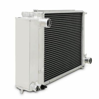 China Aluminum Reservoirs Reduce Product Weight Racing Aluminum Radiator Suitable For E36 M44 M42 4-Cyl 1991-1999 E30 E36 Z3 for sale