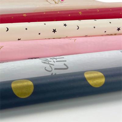 China wrapping papers flowers 2020 packaging paper with stickers gold metallic tissue paper Te koop