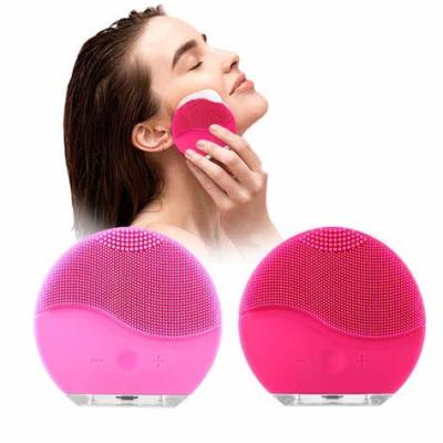 China Electric Face Pore Remover Silicone Face Brush Massager Facial Cleansing Facial Cleansing Tools for sale