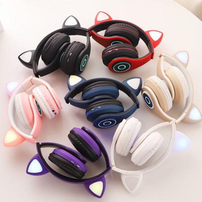 China Best Gaming Headphones Cartoon Wireless Earphone Pink Black Cat Ear Led Lightweight Wireless Headphones Gaming Headset With MIC for sale