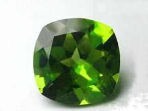 China Echter Edelstein Peridot-loses Edelstein-Kissen für Peridot Jewlery 1.5ct zu verkaufen