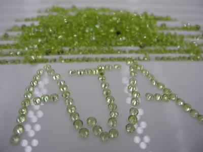 China Natürlicher Peridot Augustes Birthstone 1mm lösen Edelsteine zu verkaufen