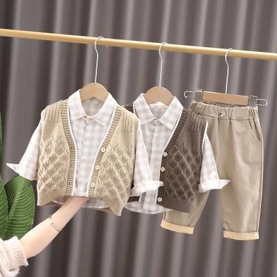 China New Arrival 2022 Breathable 3 Pieces Casual Kids Fabrics Newborn Baby Kids Clothing Sets For Infant for sale