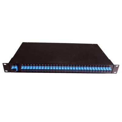 China Telecom Fiber Optic Splitter 1*32 Rack Mounted With SC Fiber Adapters 1X32 SC APC PLC Fiber Optic Splitter for sale