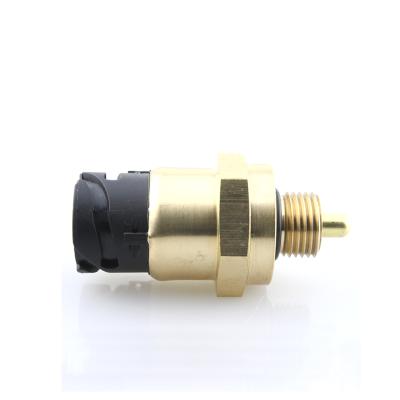 China Oil Pressure Sensor Switch For Volvo D12 D16 D7 D10 D9 Trucks FH FM NH FL Vertical Navigation VNL 1999-2005 7401077574 20398152 1673078 1077574 RFAS-09002 for sale