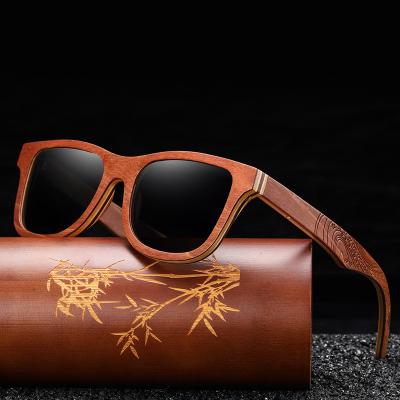 China DOISYER 2022 Fashion Luxury Classic Wooden Polarized Sunglasses Men Retro Drive Sunglasses Women Square Frame Engrave Sun Glasses for sale